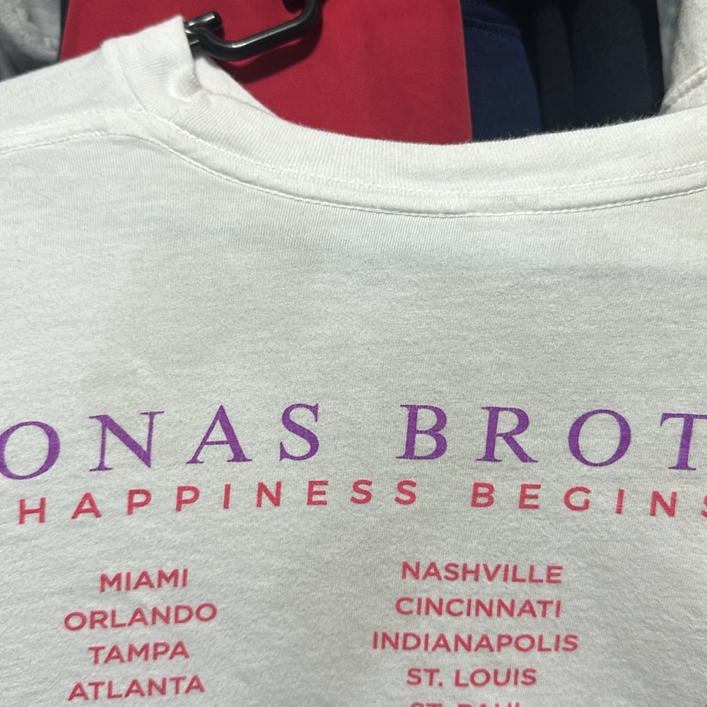 Jonas brothers Happiness Begins 2019 Tour T-Shirt - Picture 6 of 6